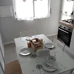 Conte شقة