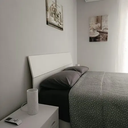 Conte Βερτσέλλι