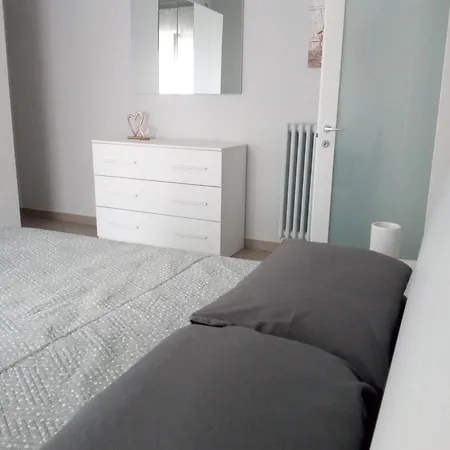 Conte Βερτσέλλι